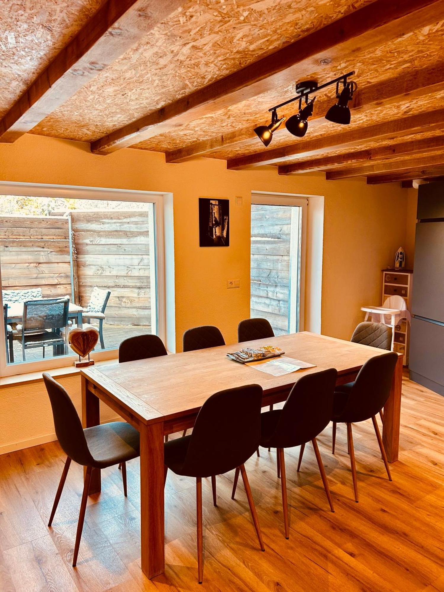 Family Apartments Abuja Руст Экстерьер фото