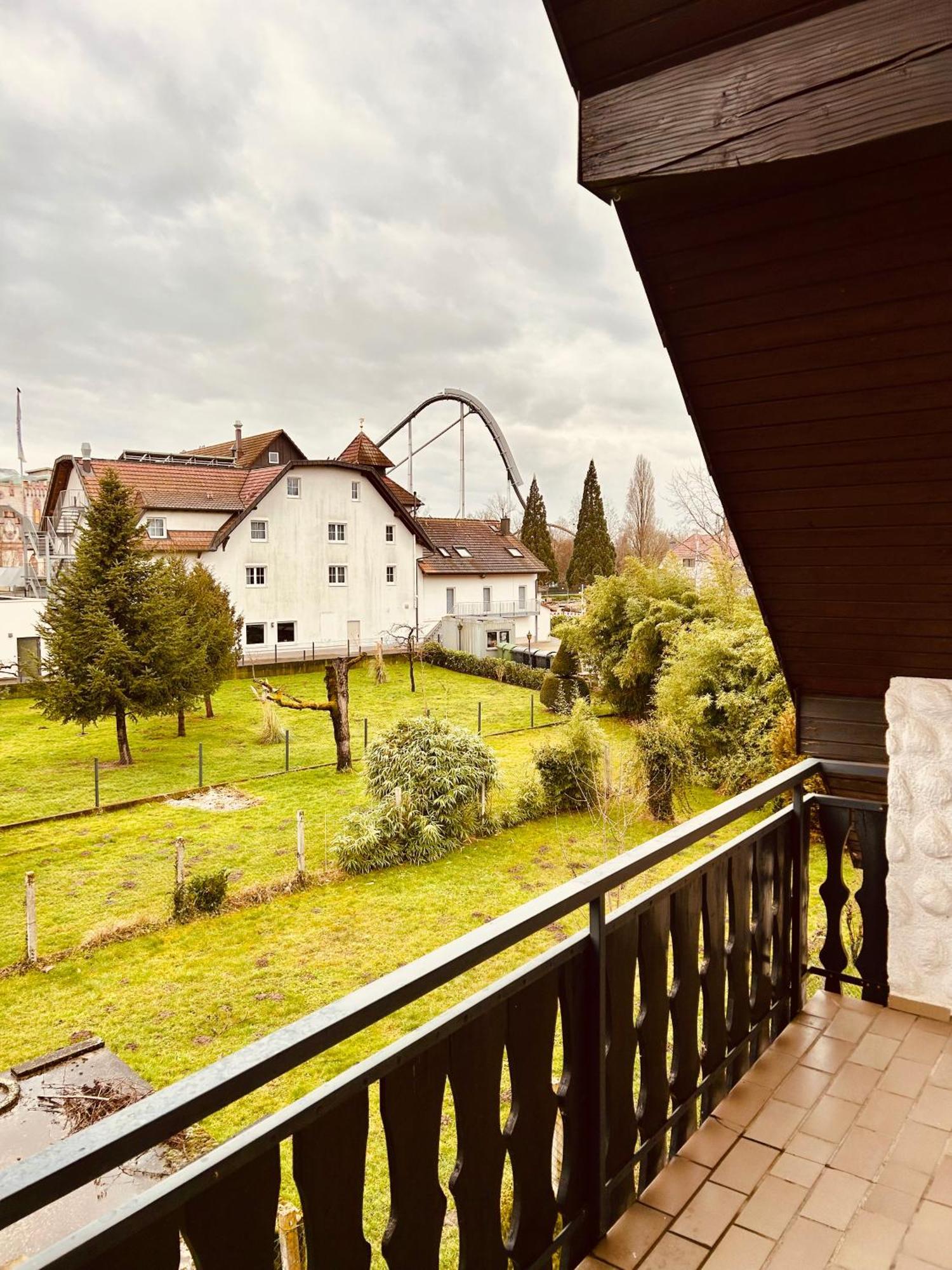 Family Apartments Abuja Руст Экстерьер фото